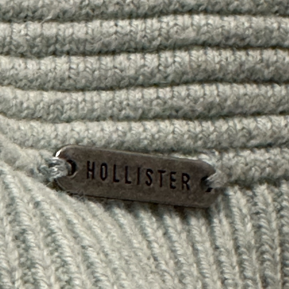 Hollister Ribbed Knit Crop Top - Sage green - Picture 2 of 5
